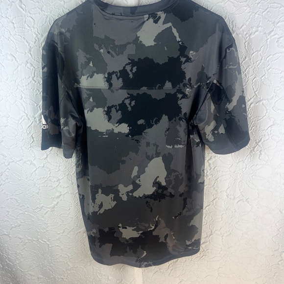 Adidas - Picture 3 of 5